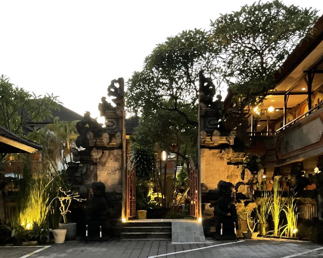 Grand Kumala Hotel Hotel Kumala Legian Kuta Bali Esterno foto