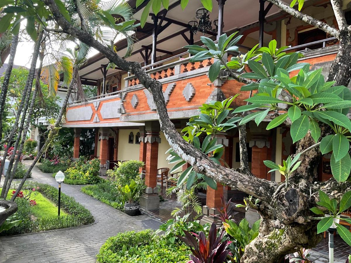 Grand Kumala Hotel Hotel Kumala Legian Kuta Bali Esterno foto