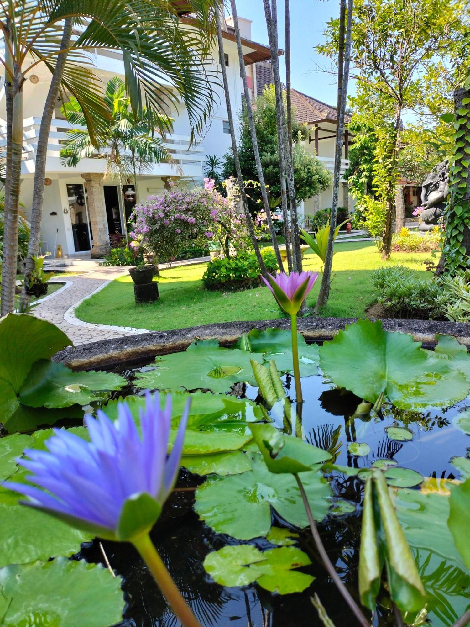 Grand Kumala Hotel Hotel Kumala Legian Kuta Bali Esterno foto